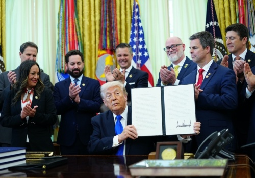 Hiszpania i Włochy na celowniku Trumpa