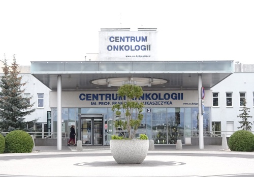 Czwarty raz politycy przekazują 300 mln zł Centrum Onkologii. Do dzisiaj dostało ono 0 zł