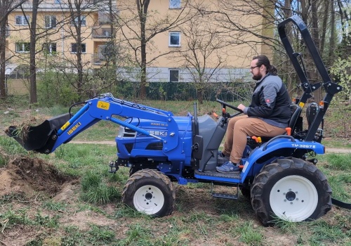 Japończyk zamiast Chińczyka? Ciągnik Iseki TM3267E kusi ceną