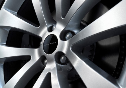 Ten SUV zmienia zasady gry w segmencie premium. Luksus wchodzi na nowy poziom