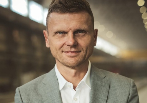 Pekabex ma za sobą trudny rok, ale zapowiada odbicie