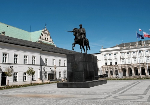 Sierakowski: Jego brak realnie podniósł poziom polskiej polityki. Tej 