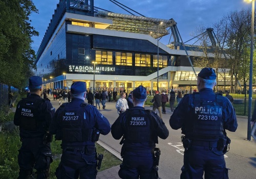 Policja czuwała nad bezpieczeństwem kibiców z Anglii. Międzynarodowa operacja podczas meczu w Krakowie