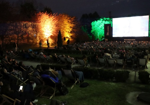 Tłumy w Ogrodzie Botanicznym UJ. Bezpłatne kino plenerowe hitem