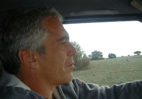 Epstein miał zostawić list pożegnalny. Po siedmiu latach na jaw wyszły nowe informacje