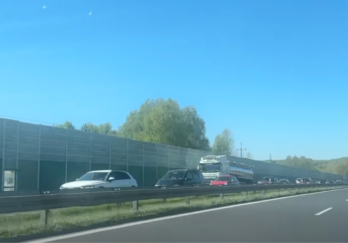 Wypadek na trasie nad morze blokuje ruch ze Szczecina