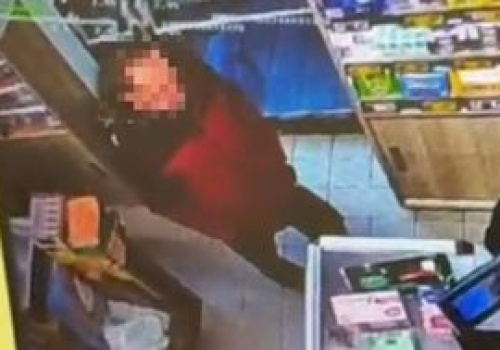 Tak ukrywał się przed policją. Został zatrzymany. Brat mu nie daruje?