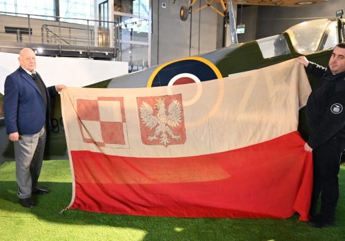 Dzień Flagi 2026: unikatowa flaga Polskich Sił Powietrznych tylko 2 maja w Muzeum Lotnictwa Polskiego w Krakowie
