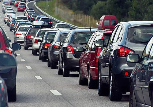 Zator na autostradzie. Kierowca przekroczył granice przyzwoitości
