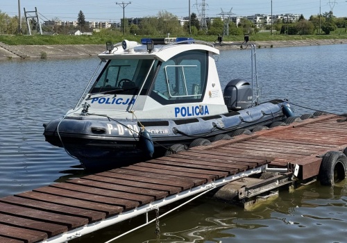Sezon nad Zalewem Zemborzyckim rozpoczęty. Policja wraca na wodę i ścieżki rowerowe
