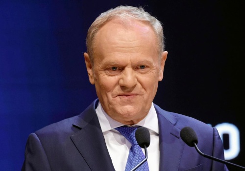 Nawrocki powoła radę ds. nowej Konstytucji. Tusk komentuje pomysł prezydenta