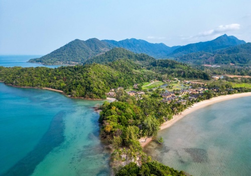 Tajlandia w sezonie za 2583 PLN 🌴🌺 Plażowanie na Ko Chang 🏝️ + zwiedzanie Bangkoku 🛕  Loty i transfery 🔥