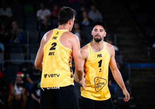 Siatkówka plażowa: Łotysze lepsi od Bryla i Łosiaka