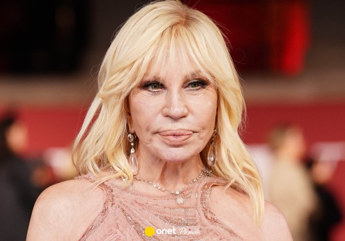 Donatella Versace kończy 71 lat. Tak zmieniła się na przestrzeni lat