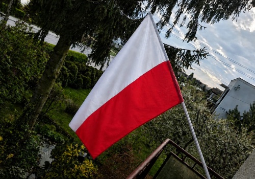 Dzień Flagi Rzeczy Rzeczypospolitej Polskiej – Tarnowianie nie wstydzą się barw narodowych