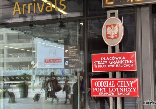 Nie wszyscy przechodzą odprawę. Intensywne dni Straży Granicznej w Krakowie