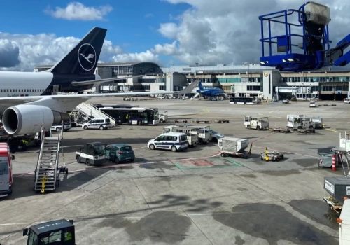 Lufthansa likwiduje połączenie z Pyrzowic do Frankfurtu. Niemiecki gigant ma poważne problemy