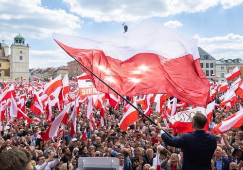 Biało-czerwona i wspólnota ponad granicami