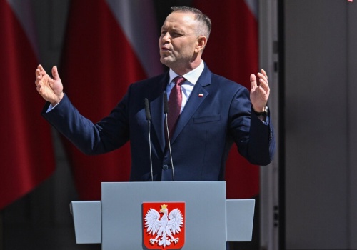 Nawrocki wręczył awanse oficerom. „Z waszych życiorysów płynie głębokie przekonanie”