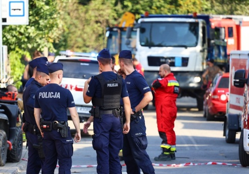 Funkcjonariusz wjechał w kobietę. Wypadek w trakcie policyjnego pościgu