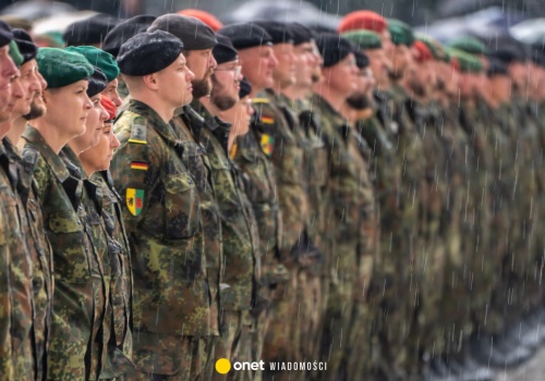 Odwiedziliśmy niemiecką bazę na Litwie. Tak NATO ćwiczy czarny scenariusz. 