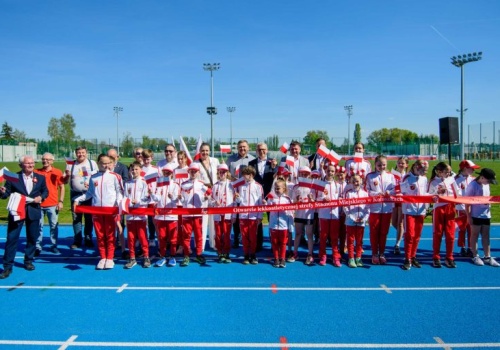 Ogólnopolski mityng lekkoatletyczny w Koluszkach. Historyczna impreza na otwarcie bieżni