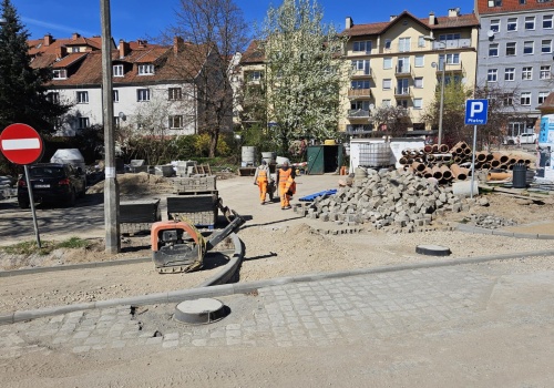 Opóźniona inwestycja w ścisłym centrum Olsztyna.  Na jakim etapie jest ul. Nowowiejskiego?