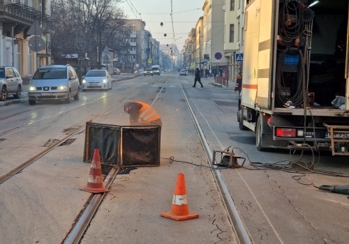 Kraków nie radzi sobie z torami? Trzy wybrzuszenia w kilka godzin