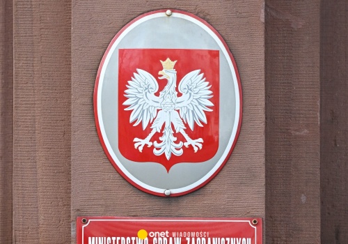 Cztery kolory, cztery stopnie. MSZ upraszcza komunikaty i apeluje o ostrożność podczas wakacji
