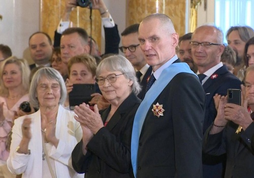 Andrzej Poczobut odznaczony przez prezydenta. Uroczystości na Zamku Królewskim