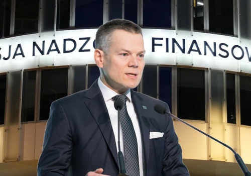 O układ będzie trudniej. KNF robi krok wstecz