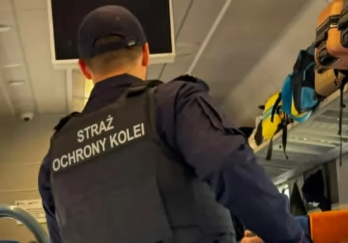 Awantura w pociągu. Agresywny pasażer z Wrocławia zatrzymany