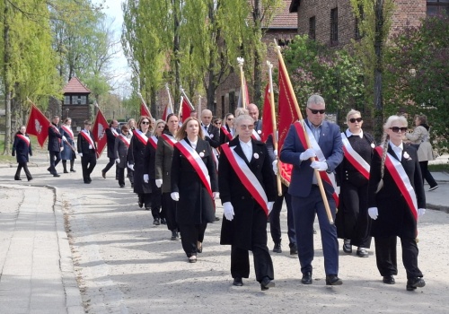 41. Nauczycielskie Dni Pamięci i Pokoju: „Naród, który traci pamięć, traci swoje sumienie” (fotoreportaż)