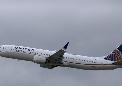 Incydent na pokładzie samolotu United Airlines. Pasażer zaatakował stewardesę
