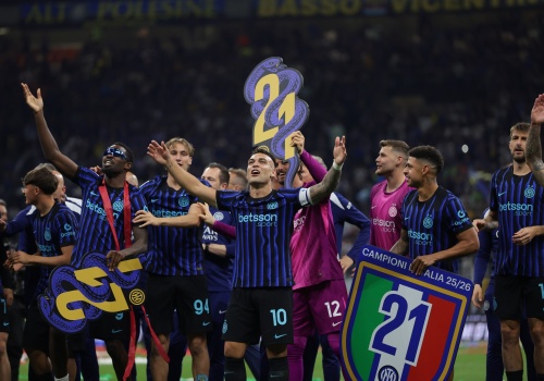 Inter Mediolan mistrzem Włoch! Zieliński z asystą i historycznym sukcesem