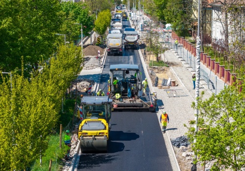 Nowy asfalt na Karłowicach. To nie koniec utrudnień