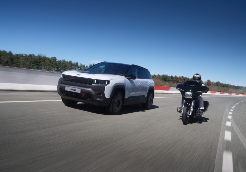 Harley-Davidson i Jeep razem w Europie. Wspólna trasa po najważniejszych imprezach H-D w sezonie 2026
