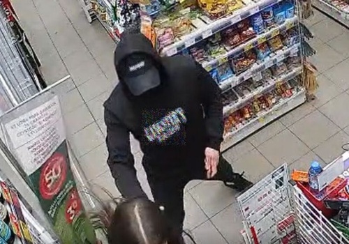 Napad z nożem na sklep w Słupsku. Sprawcy grozi do 20 lat więzienia