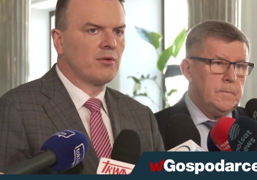PiS: rząd wprowadził podatek bocznymi drzwiami