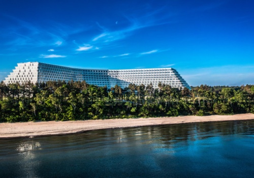Hotel gigant w Pobierowie otwiera się na wakacje. Pierwsze pobyty już od 26 czerwca