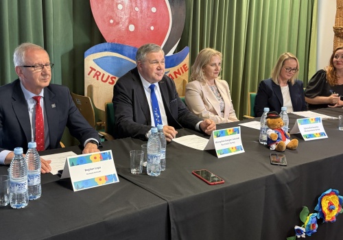 Najsłodszy owoc regionu i znani artyści. Na Truskawkobraniu królować ma… truskawka