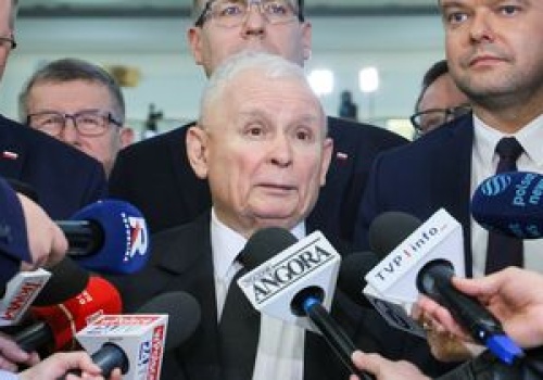 Prezes PiS uderza w Tuska ws. wojska USA. 