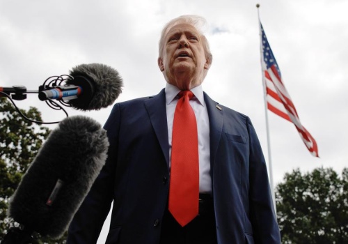Trump: Iran zostanie zmieciony z powierzchni Ziemi, jeśli zaatakuje siły USA