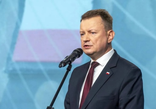 Tusk nie chce więcej amerykańskich żołnierzy. Błaszczak z mocnym komentarzem. 