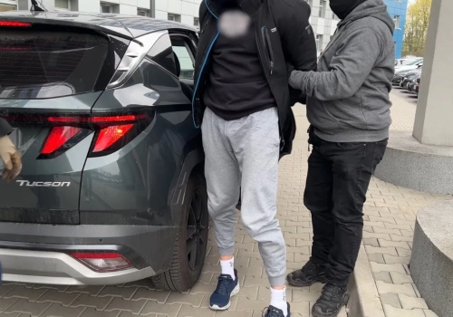 Bójka na autostradzie A4 i porachunki na parkingu. Pseudokibice GKS-u Katowice zatrzymani