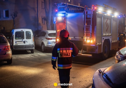 Zwarcie w lampie powodem pożaru w szpitalu. Noworodki ewakuowano, trwa śledztwo