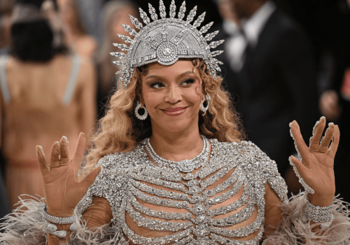 Aż trudno uwierzyć, że córka Beyonce ma tylko 14 lat! W takim stroju pojawiła się na Met Gali