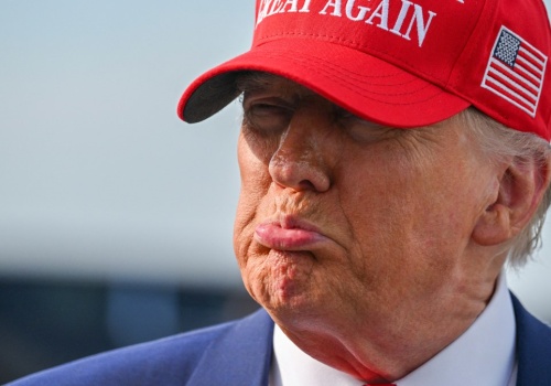 Donald Trump grozi Europie wyższym cłem na samochody. Kuriozalny pretekst