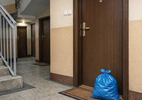 Dlaczego nie należy wystawiać śmieci przed drzwi? Nie chodzi tylko o estetykę