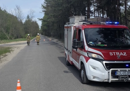Zdarznie drogowe na trasie z Jaworzna do Bukowna. Droga zablokowana
